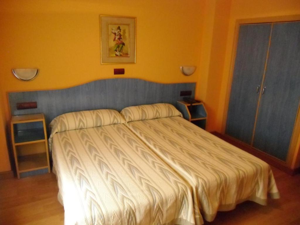 Hostal Don Suero Leon Phòng bức ảnh
